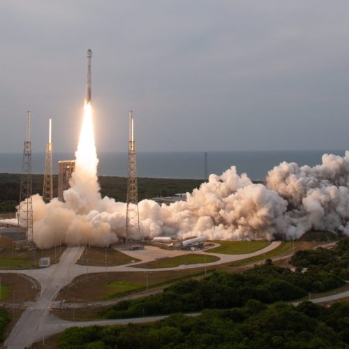 A United Launch Alliance Atlas V rocket with Boeing’s CST-100 Starliner spacecraft aboard launches from Space Launch Complex 41, Thursday, May 19, 2022, at Cape Canaveral Space Force Station in Florida. Boeing’s Orbital Flight Test-2 (OFT-2) is Starliner’s second uncrewed flight test and will dock to the International Space Station as part of NASA's Commercial Crew Program. OFT-2 launched at 6:54 p.m. ET, and will serve as an end-to-end test of the system's capabilities. Photo Credit: (NASA/Joel Kowsky)